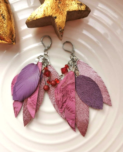 Przejdź do produktu kolczyki z włoskiej skóry ozdobnej