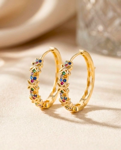 Przejdź do produktu Złote Kolczyki z Tęczą Kryształów